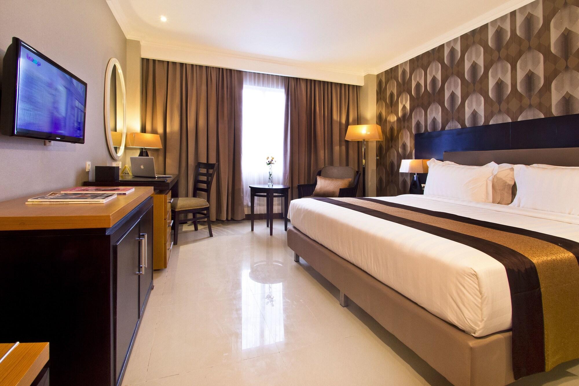 The Victoria Yogyakarta Hotel 3*